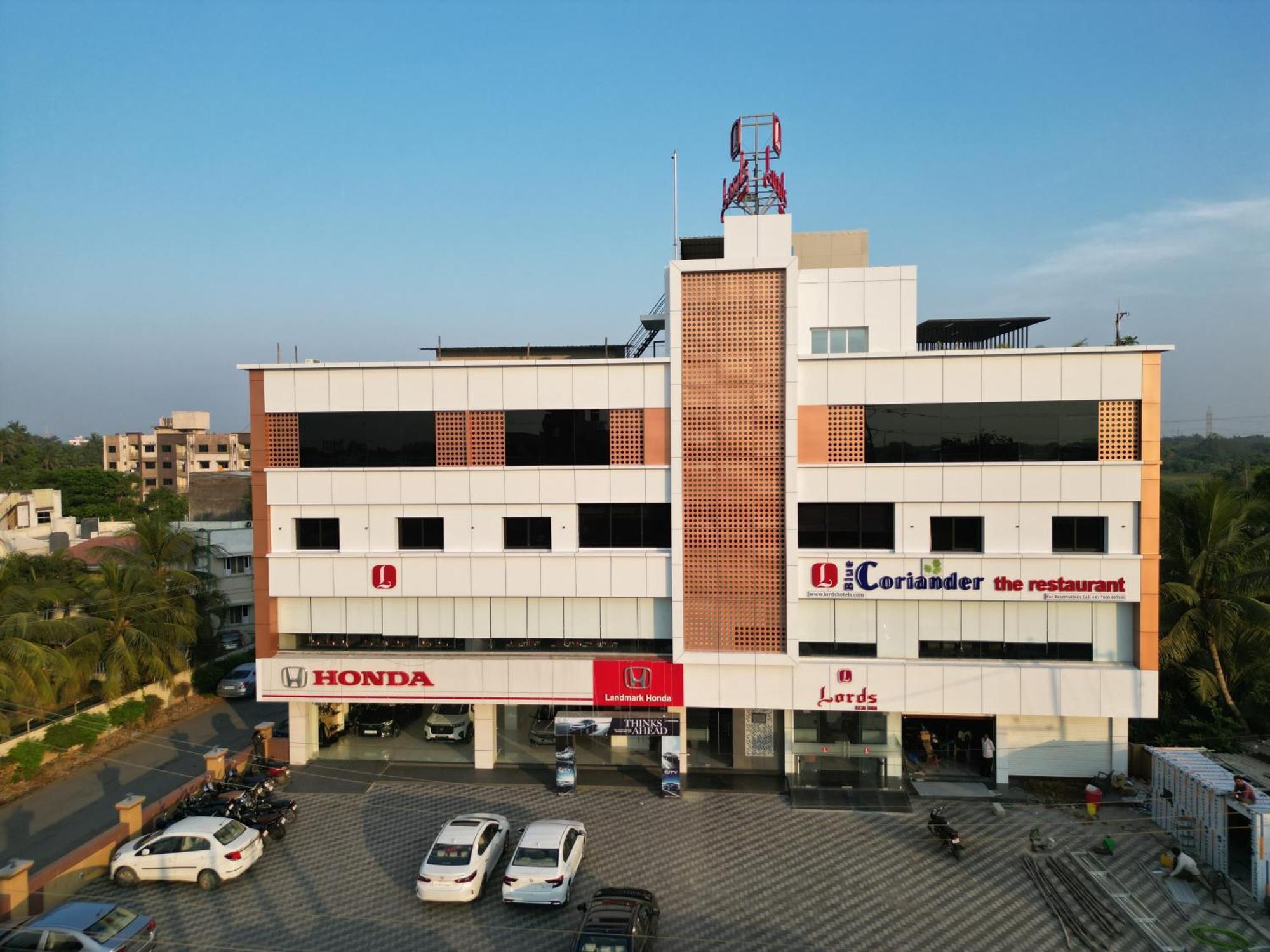 Lords Eco Inn Navsari المظهر الخارجي الصورة