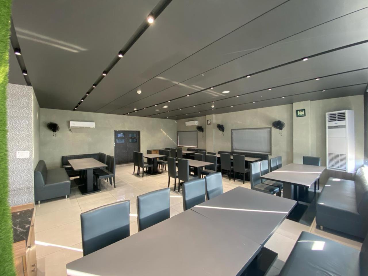 Lords Eco Inn Navsari المظهر الخارجي الصورة