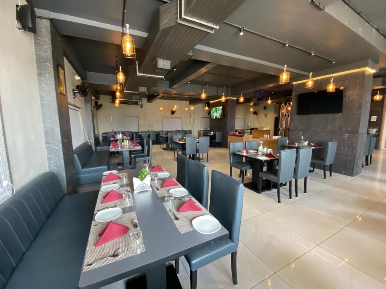 Lords Eco Inn Navsari المظهر الخارجي الصورة